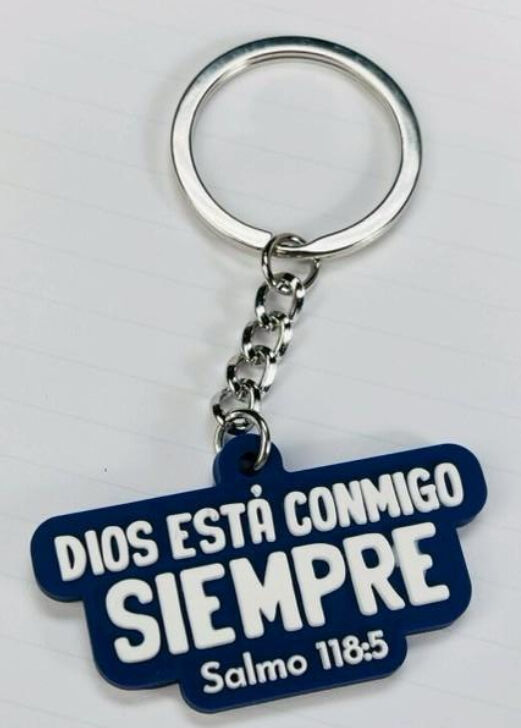 Dios está conmigo siempre - Llavero de caucho azul marino