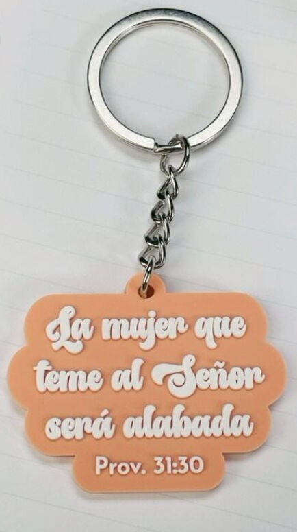 La mujer que teme al Señor - Llavero caucho coral