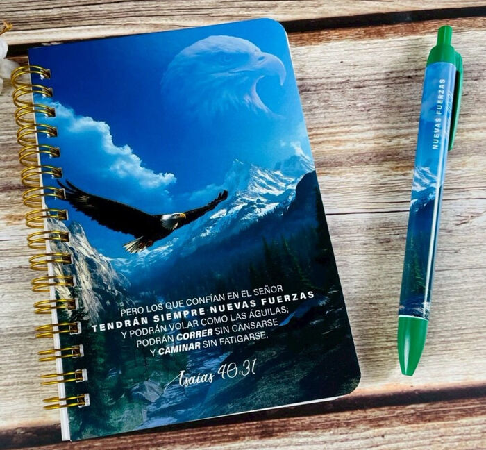 Pack libreta anillas con bolígrafo. Nuevas fuerzas