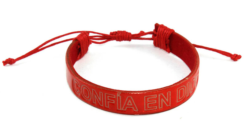 Pulsera piel genuina PLC roja Confía en Dios (Nueva colección Luce y Comparte)