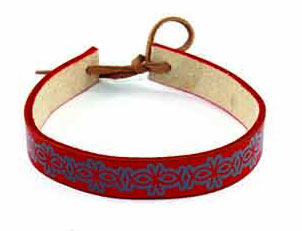 Pulsera piel color rojo KCK con icthus inscritos (Nueva colección Luce y Comparte)