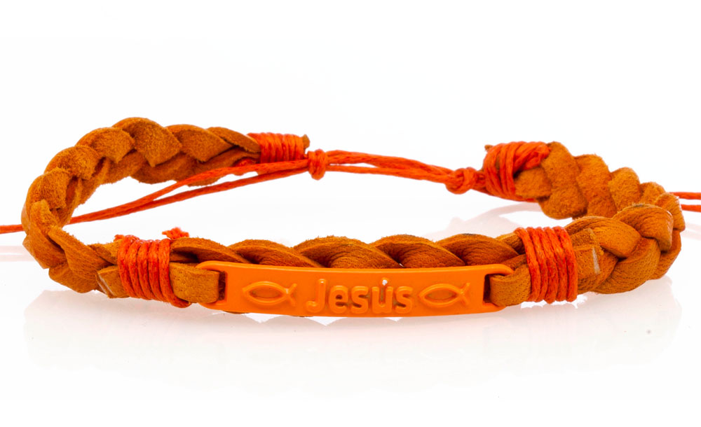 Pulsera algodón JKL con placa Jesús naranja (Nueva colección Luce y Comparte)