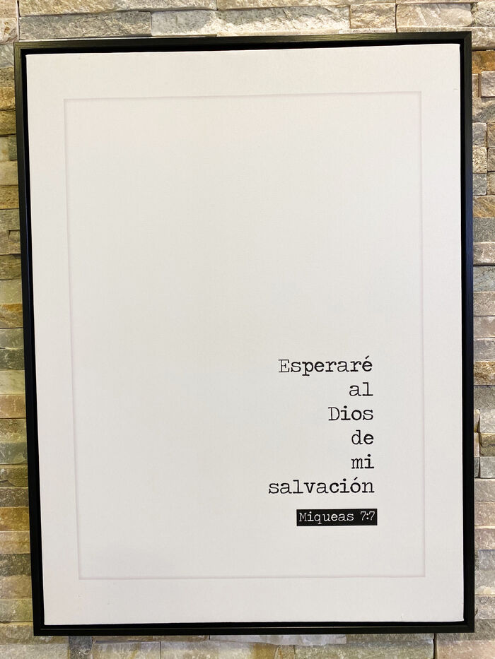 Esperaré al Dios de mi salvación. Cuadro minimalista marco negro