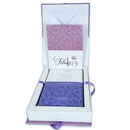 Biblia RVR60 Quinceañera Tamaño Portátil Lila/Blanco con cierre e índice. Con caja de regalo